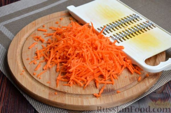 Хрустящий салат из капусты, тыквы и моркови